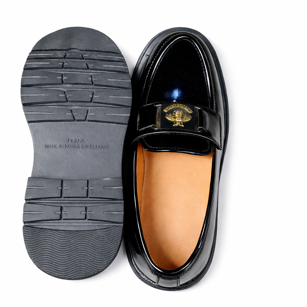 Quality Men Glossy Patent Leather Loafers with Metal Detail